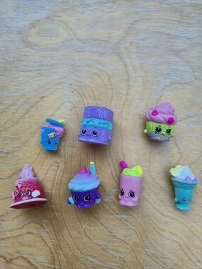 Shopkins Small Collectible Food Figures - Pink, Purple, Blue, Green, Yellow